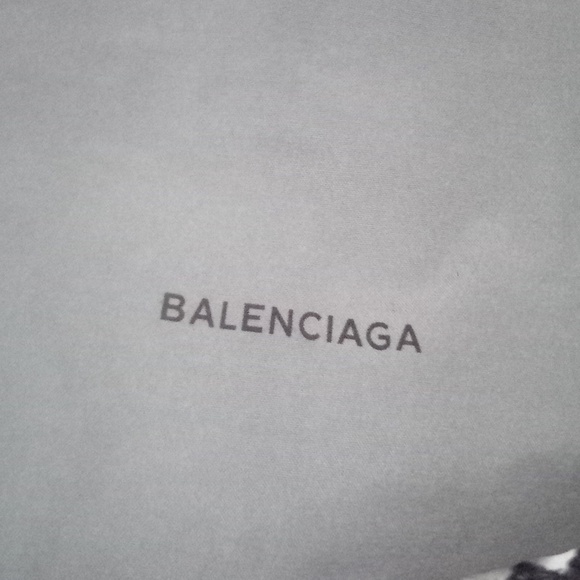 Balenciaga Men's Speed Sneakers, size 9, black in color - Picture 2 of 8